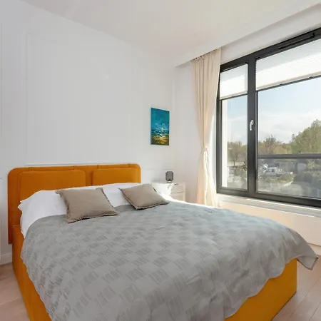 Blue Sky - Botanica Jelitkowo By Oneapartments Διαμέρισμα *